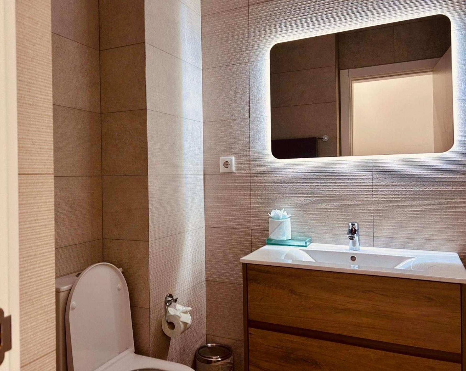 Central Lagos Apt With Marina Views Near Beaches Esterno foto