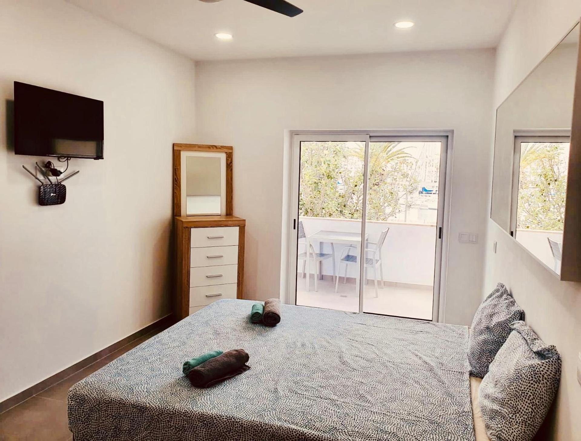 Central Lagos Apt With Marina Views Near Beaches Esterno foto