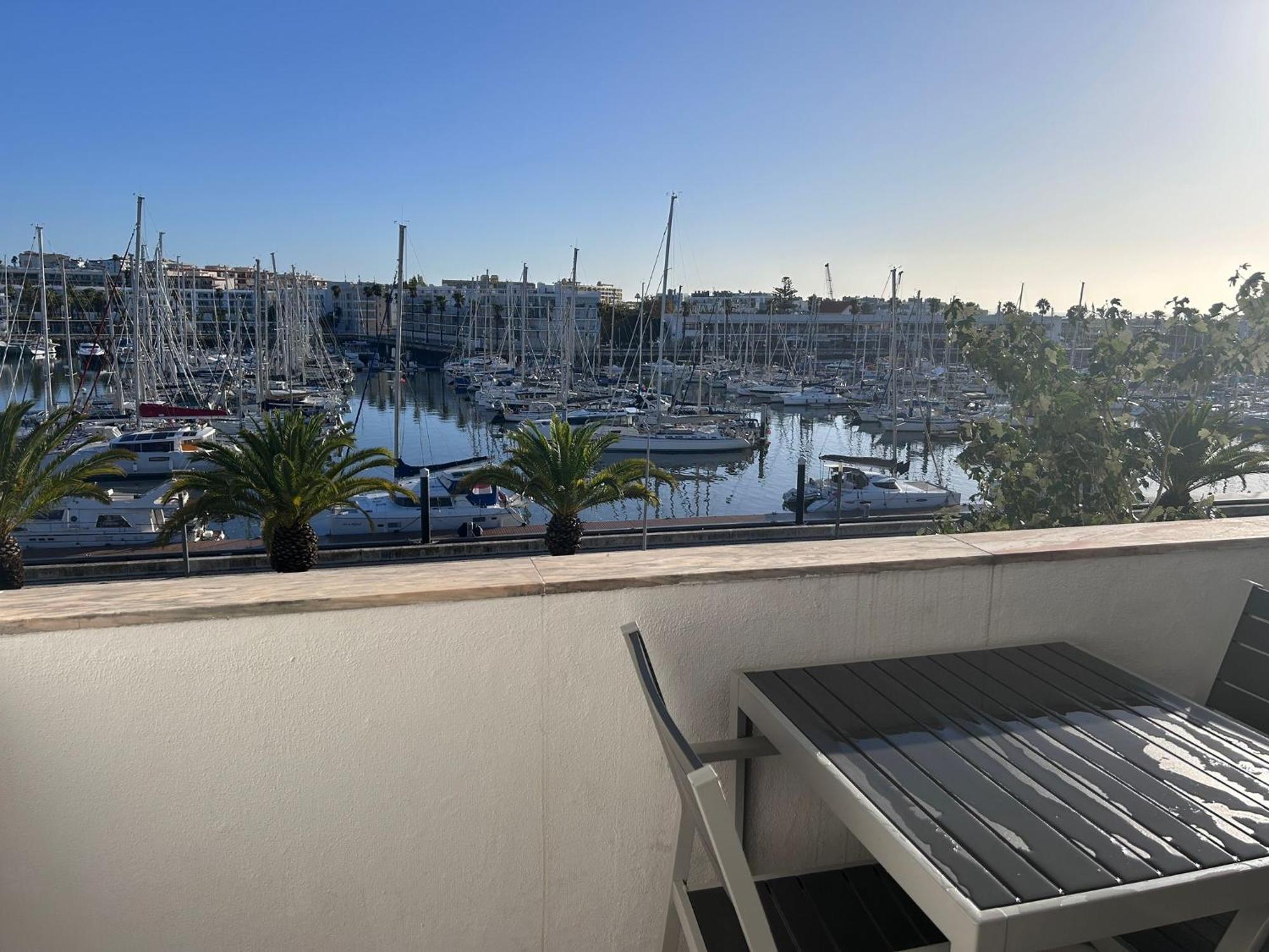 Central Lagos Apt With Marina Views Near Beaches Esterno foto